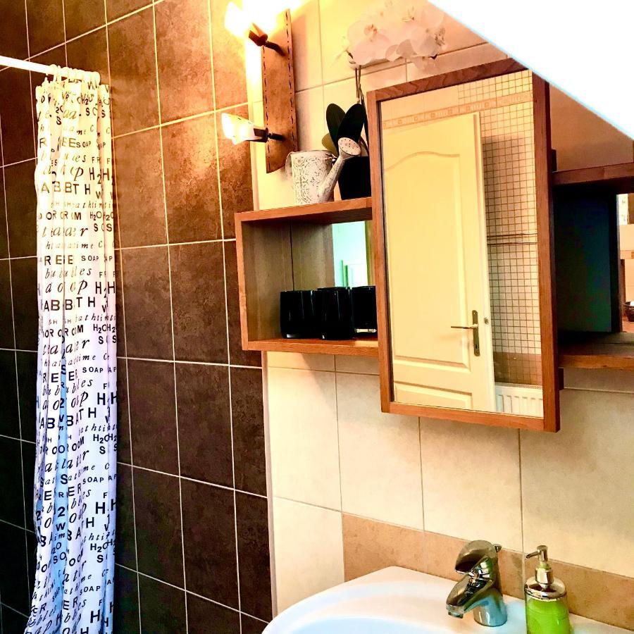 Viharsarki Apartman Gyula Extérieur photo
